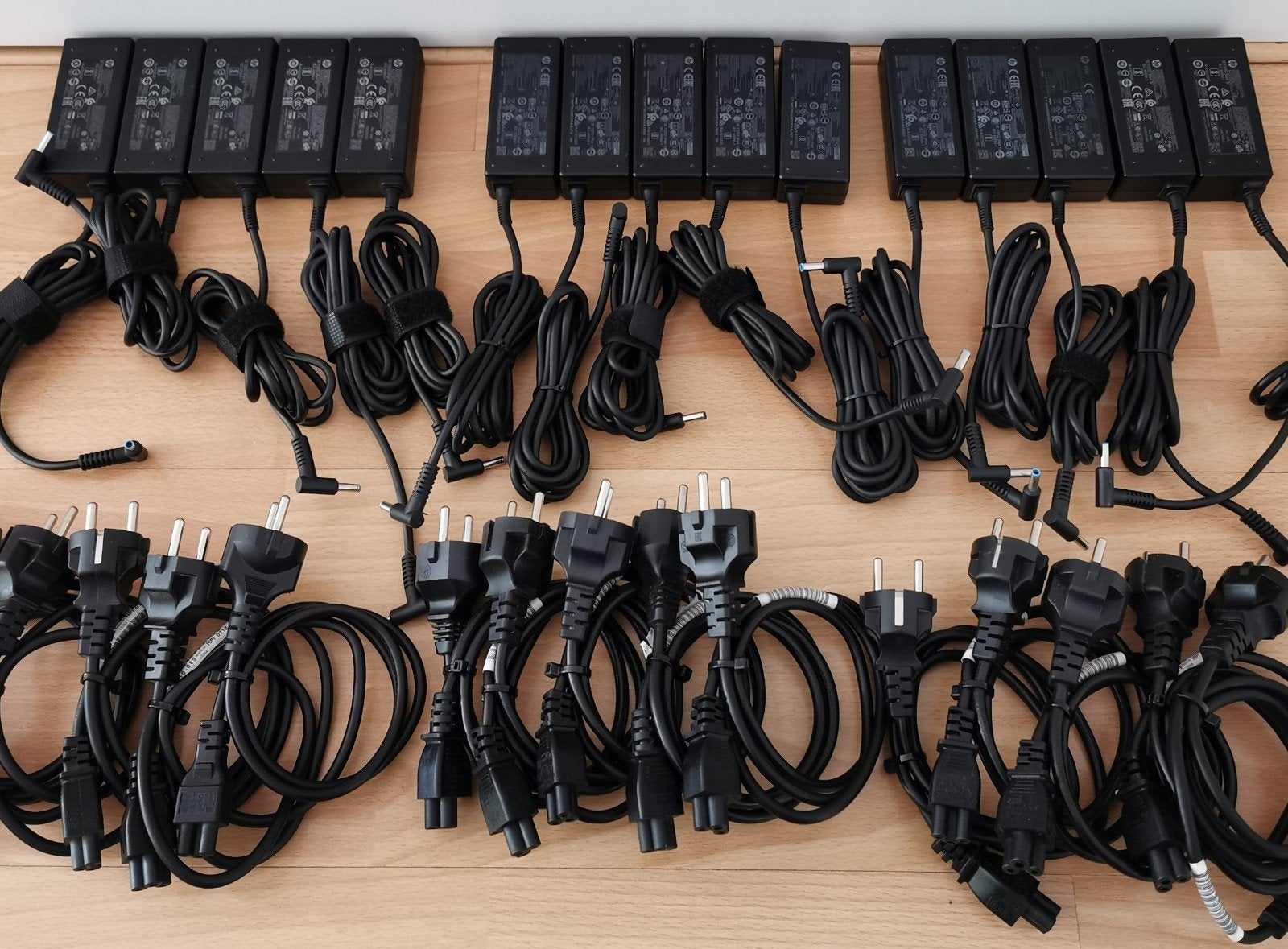 15 HP adapters 45 Watt 19,5 V 2,31 A blauwe tip C5 netsnoer, Ophalen of Verzenden, Zo goed als nieuw, HP