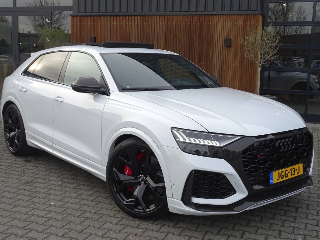 Audi RSQ8 4.0 TFSI V8T 601PK RSQ8 q / carbon / ceramic brake, Auto's, Gebruikt, Wit, Leder, Bedrijf
