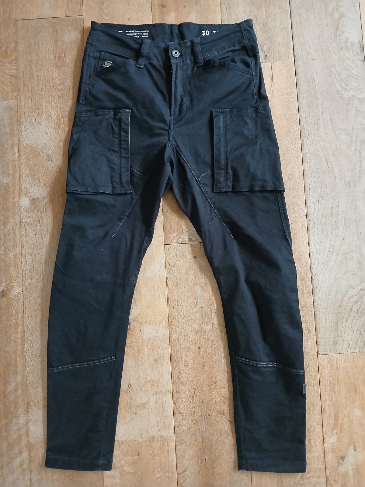 GStar jeans diep zwart maat 30/34, Kleding | Heren, Spijkerbroeken en Jeans, G-Star Raw, Zwart, W32 (confectie 46) of kleiner