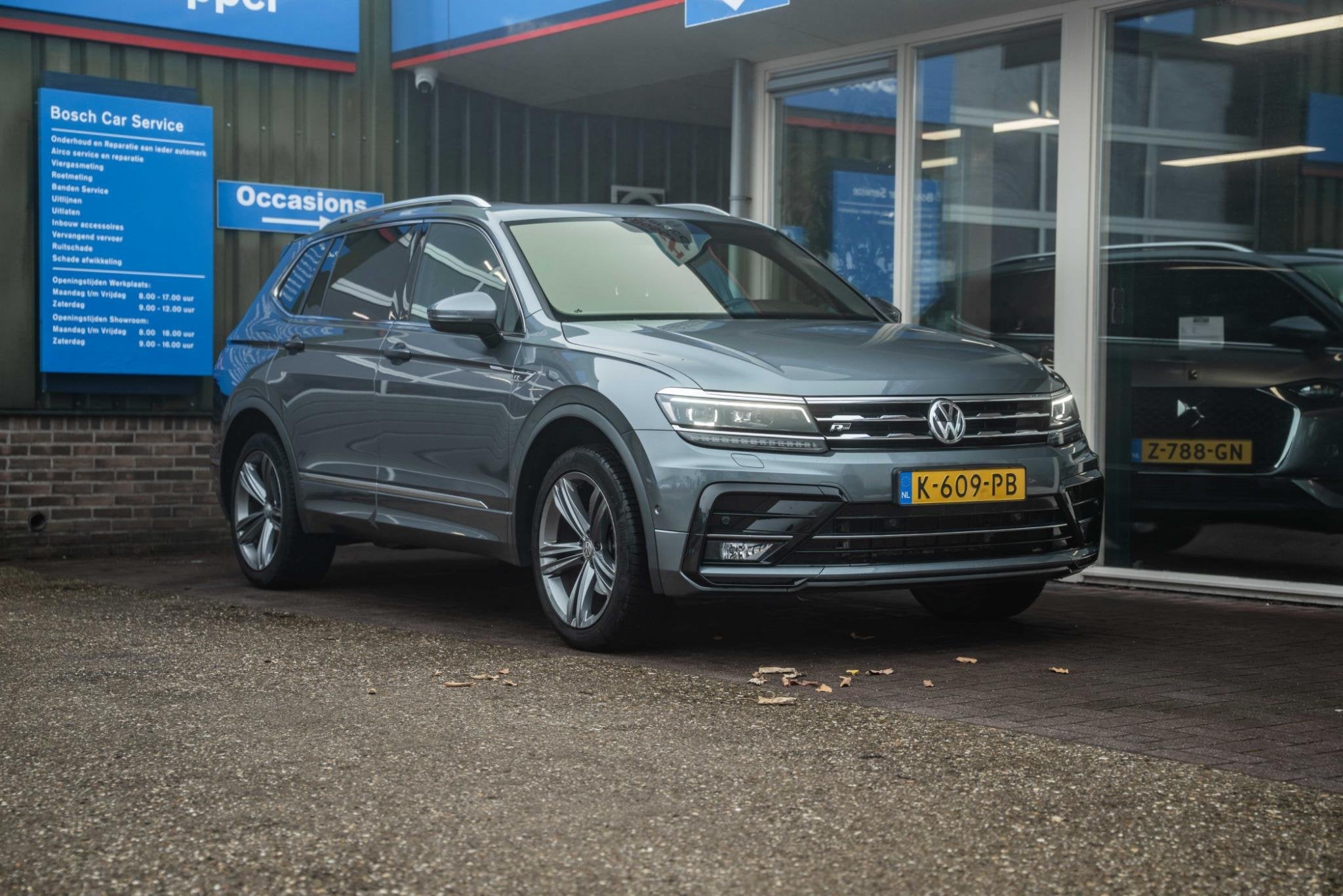 Volkswagen Tiguan Allspace 1.5 TSI Highline Business R 7p., Auto's, 12 maanden, 7 stoelen, Origineel Nederlands, Bedrijf