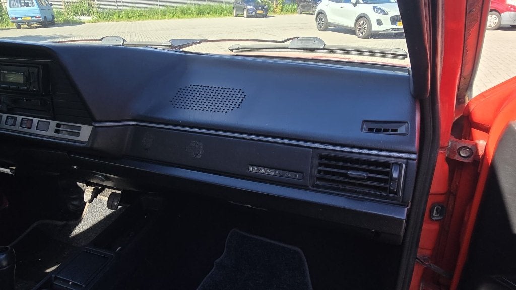 Volkswagen Passat 1981 Nieuwe APK 1.6 Benzine, foto 10