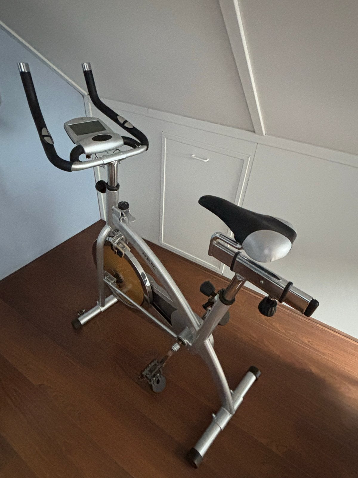 Gebruikte Hometrainer, Ophalen, Gebruikt, Metaal, Benen