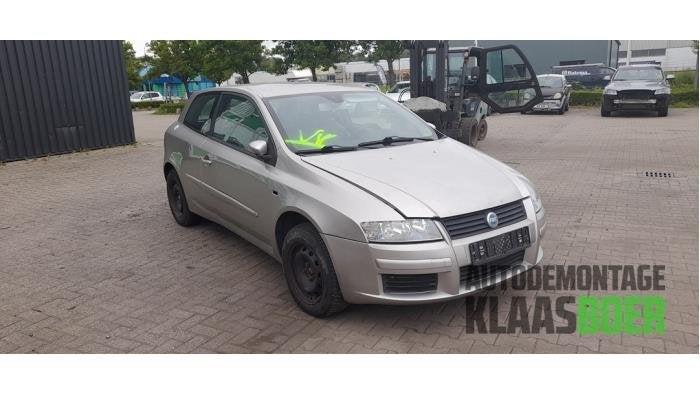 Portier 2Deurs rechts van een Fiat Stilo, Gebruikt, -, Deur, -