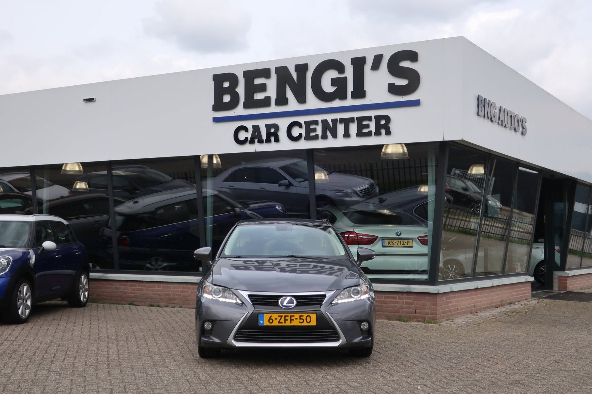 Lexus CT 200h Business Line LED_NAVI_CRUIS_FACELIFT_LMV_NAP., Gebruikt, 4 cilinders, Origineel Nederlands, 26 km/l