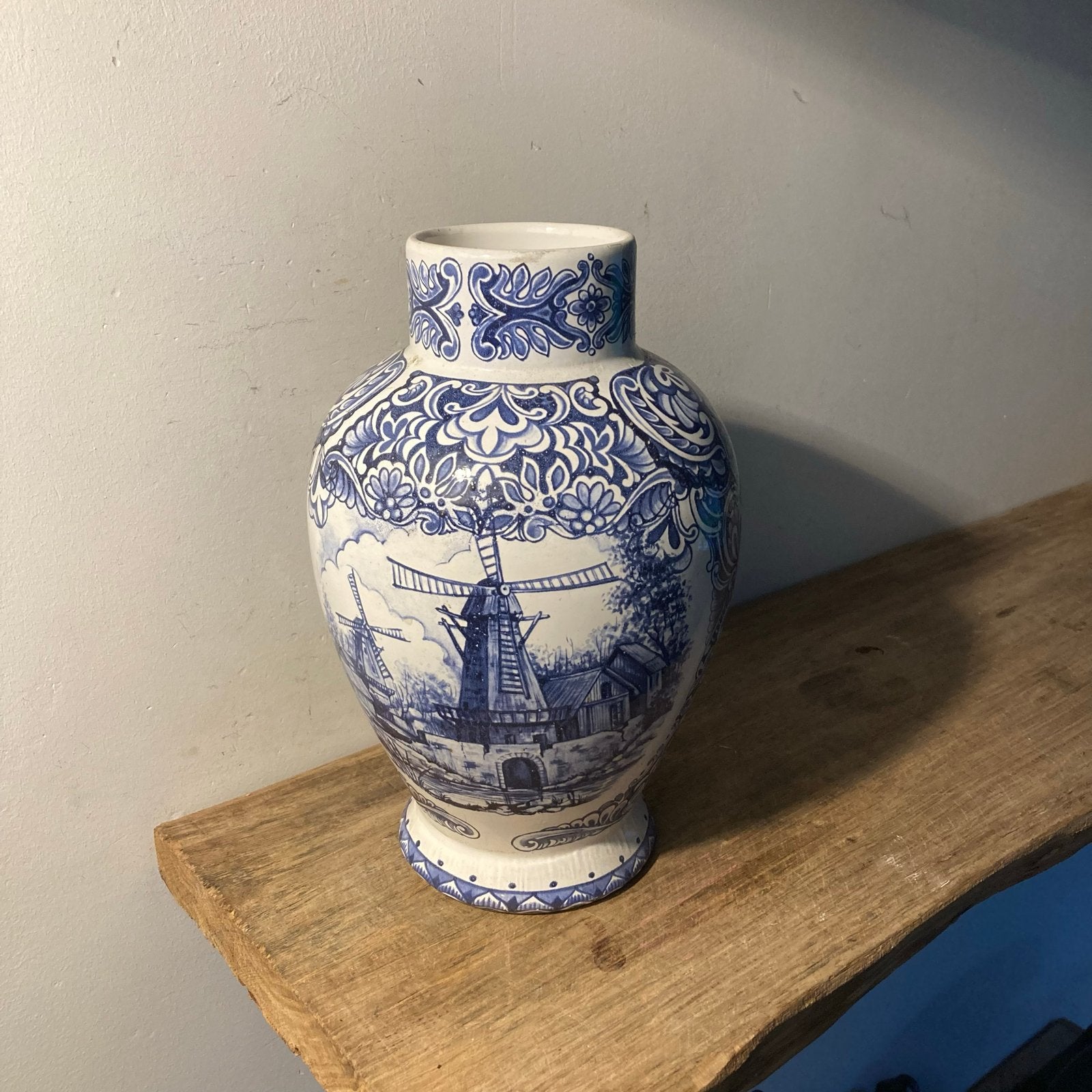 Prachtige Delfts Blauwe Vaas met Molen Decoratie, Antiek en Kunst, Ophalen of Verzenden