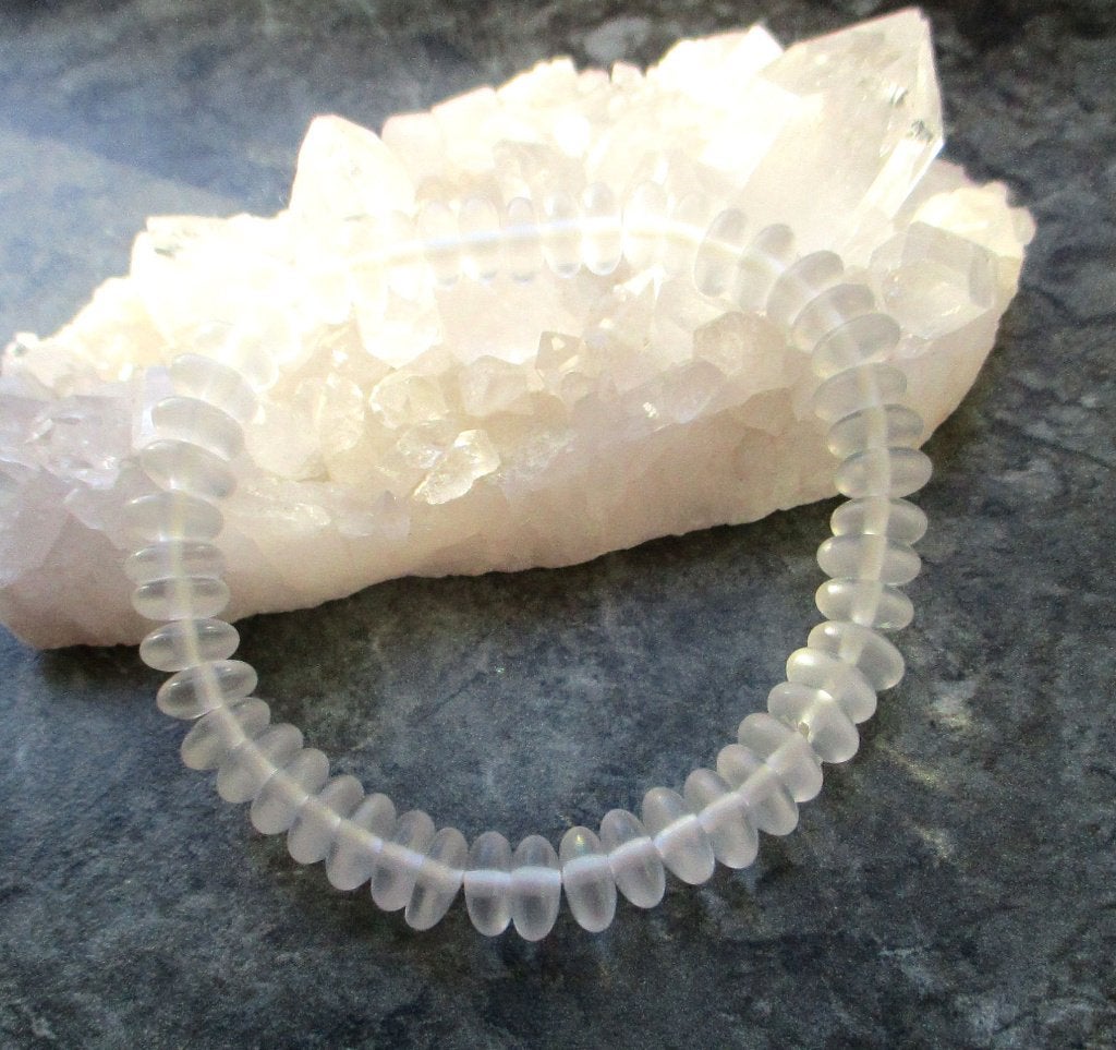 Armband bergkristal linzen - kralen, Ophalen of Verzenden, Mineraal