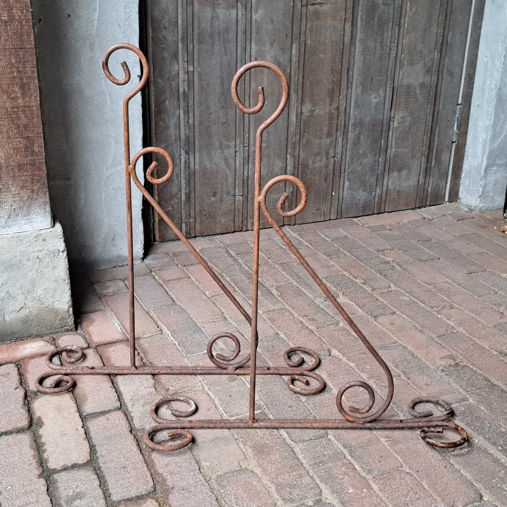1x Brocante metalen haak muurhaak plantenhaak roest *Etage3*, Gebruikt, ., Ophalen of Verzenden, .