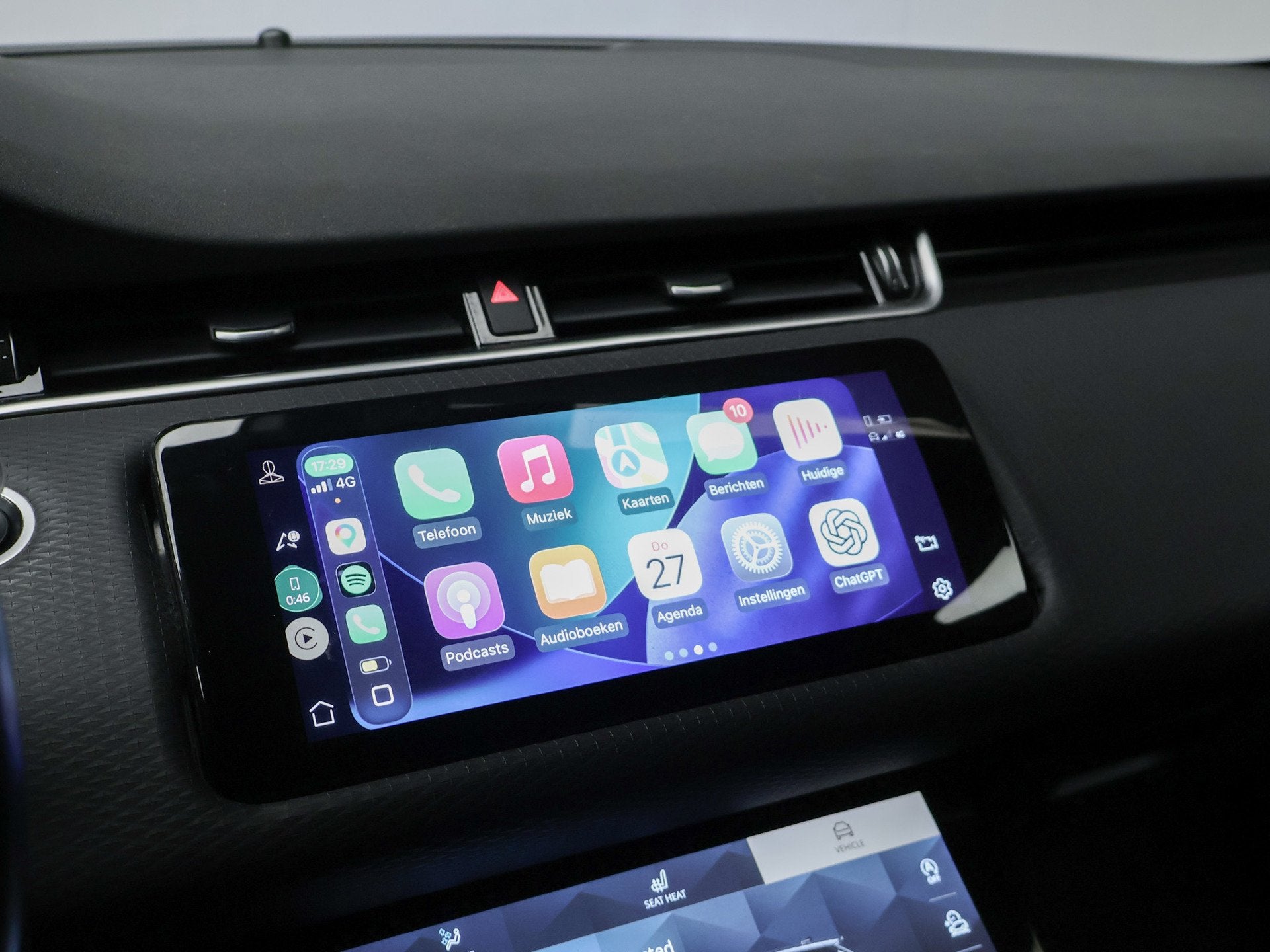 Land Rover RANGE ROVER EVOQUE (PANORAMADAK,CARPLAY,360 CAMER, Auto's, Automaat, Euro 6, Zwart, Leder