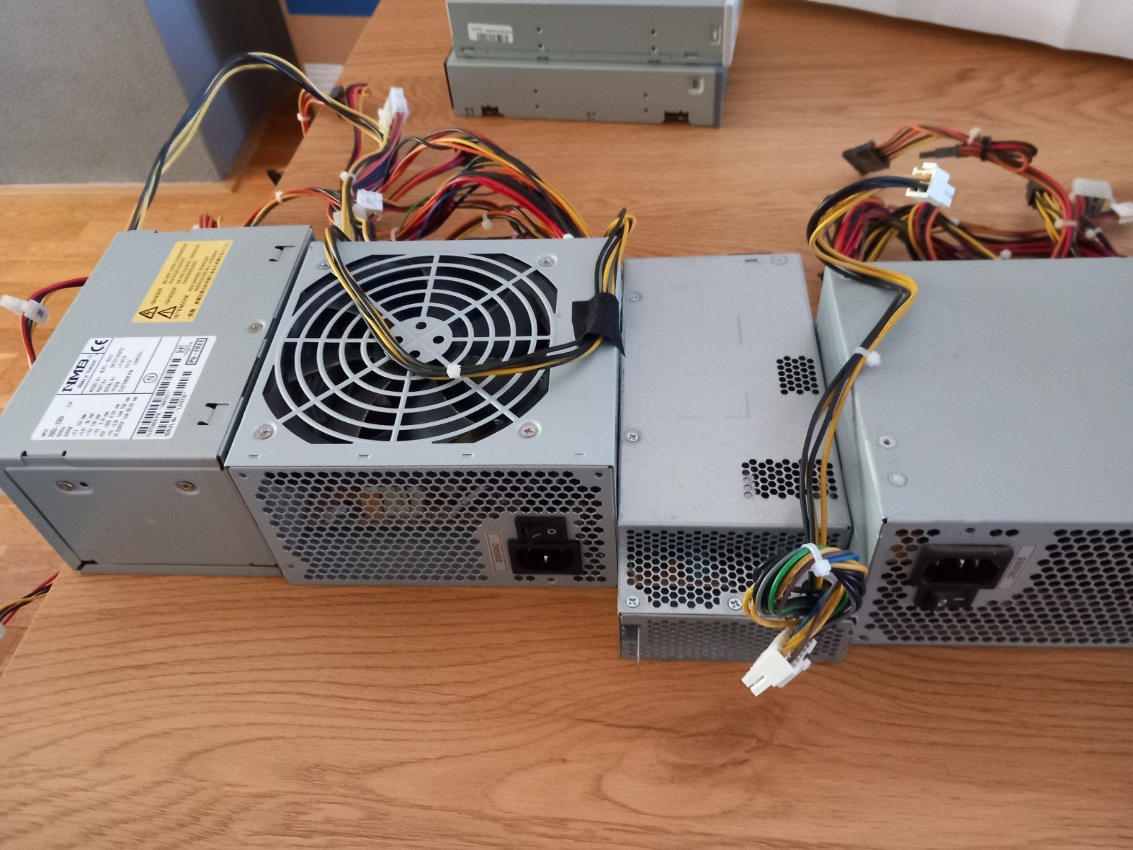 Partij van 4 PC voedingen, Computers en Software, Ophalen of Verzenden