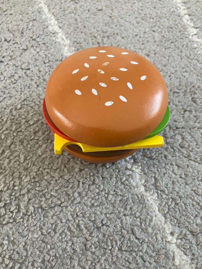 Houten hamburger, Ophalen of Verzenden, Zo goed als nieuw, Meubelstuk of Keukentje
