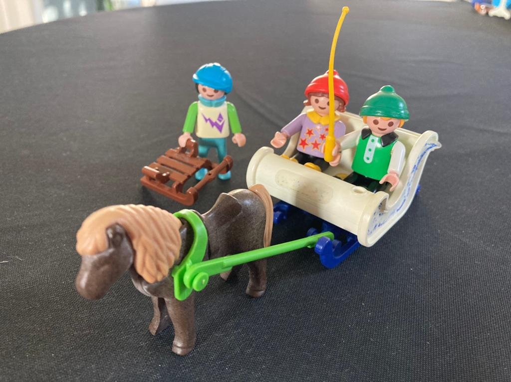 Playmobil pony met arreslee, Ophalen of Verzenden, Zo goed als nieuw