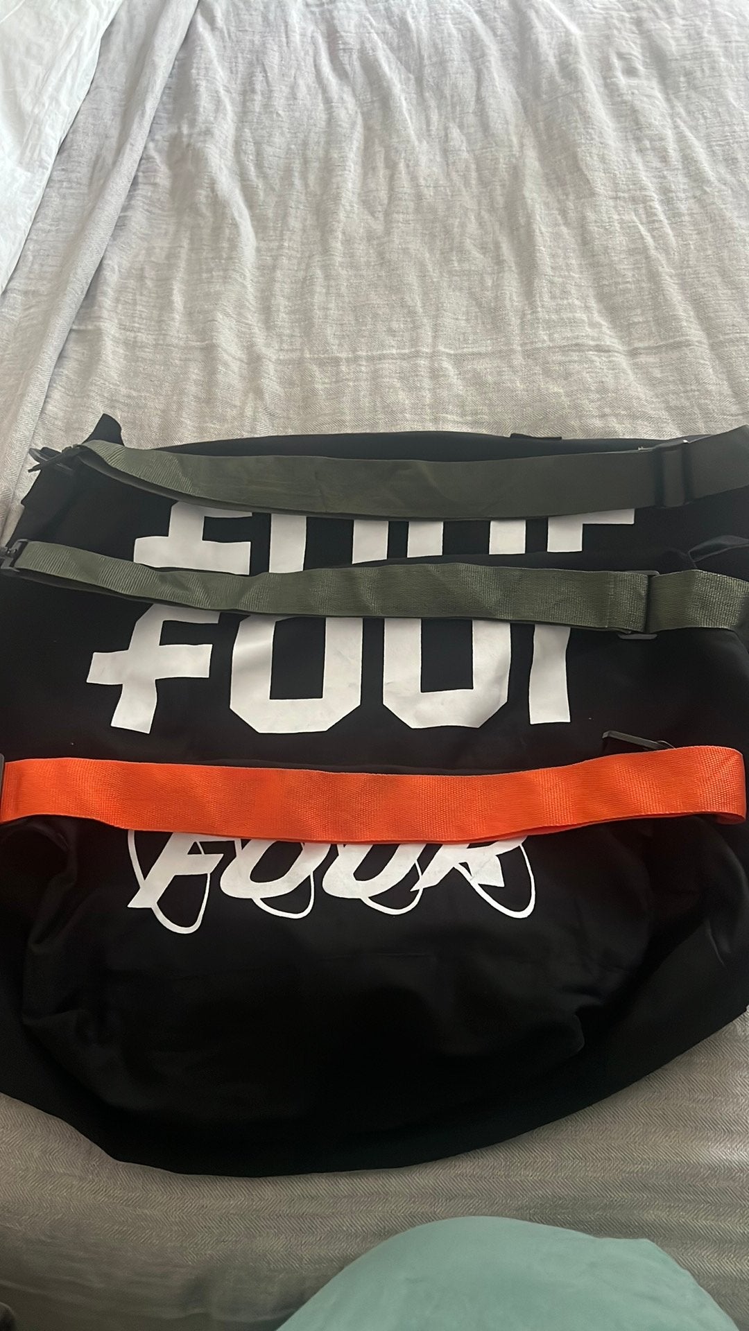 FOUR Tassen met verschillende bandkleuren, Verzenden, Nieuw