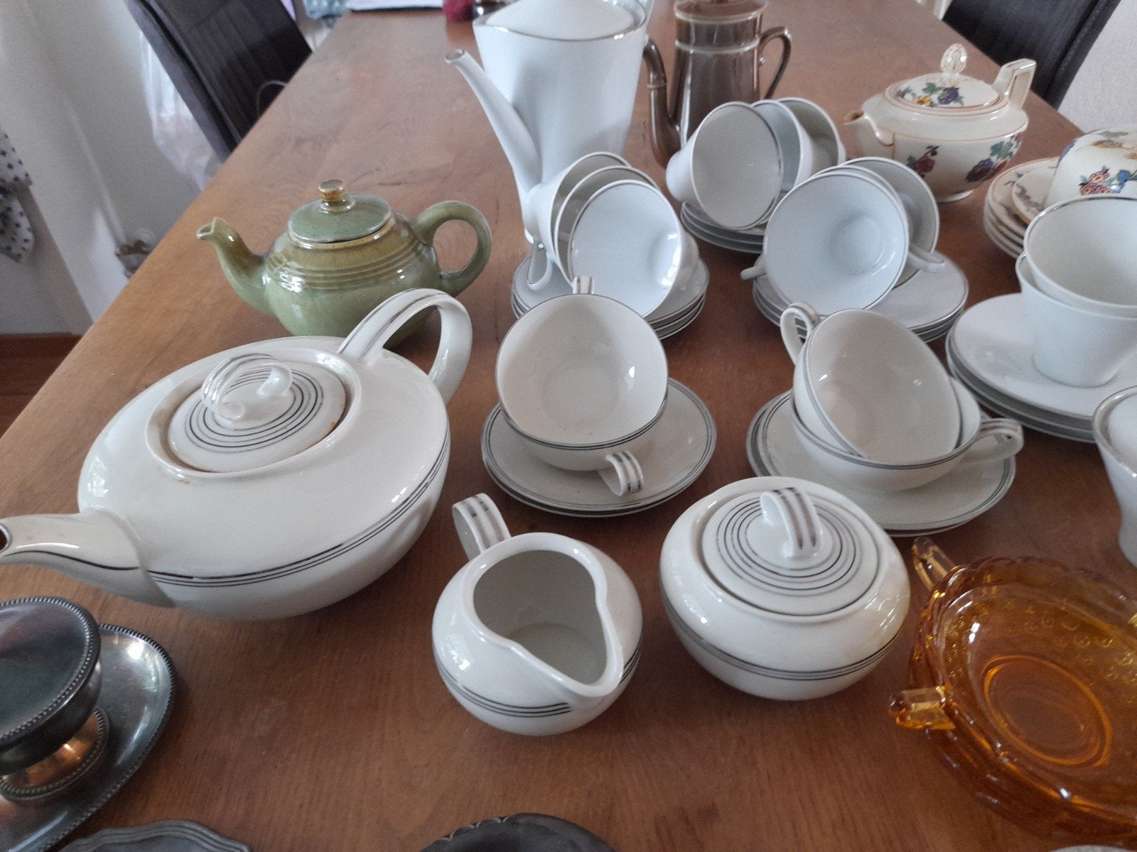 Diverse serviezen en decoratieve items - Zolder opruiming, Antiek en Kunst, Ophalen