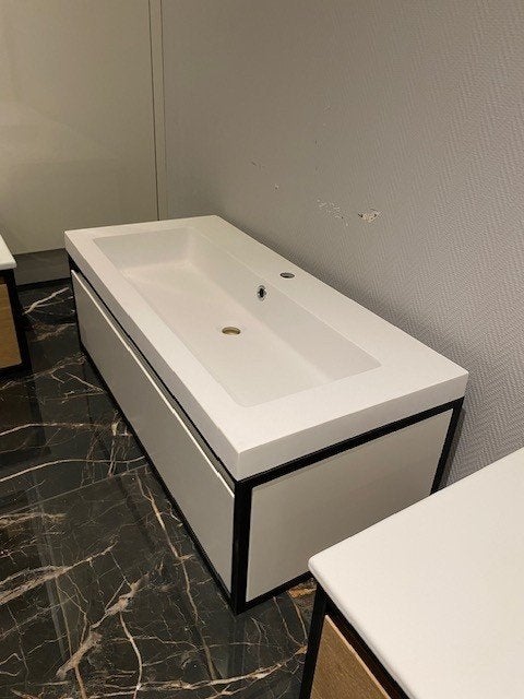 Badmeubel 100cm Mat Wit en Zwart Frame + Wastafel NU €500,-, Huis en Inrichting, Ophalen, Brauer, 50 tot 100 cm, Minder dan 100 cm