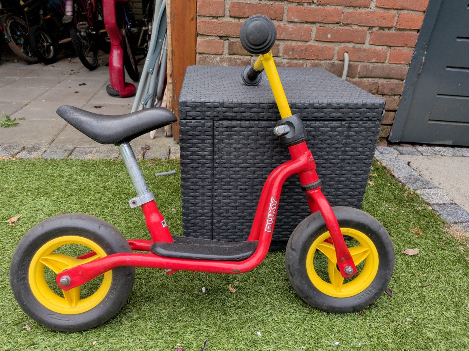 Puky loopfiets rood/geel - perfect voor de kleintjes!, Ophalen, Gebruikt, Loopfiets