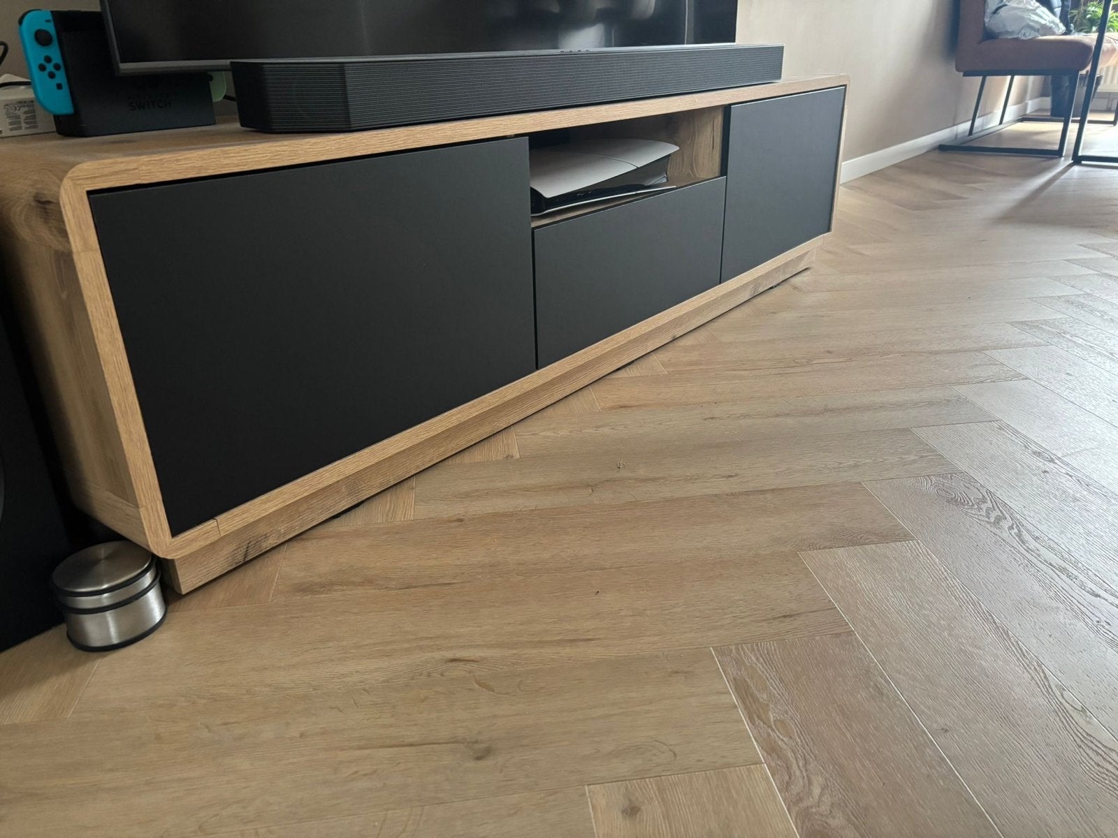 TV-meubel, Ophalen, 150 tot 200 cm, Zo goed als nieuw, Minder dan 100 cm