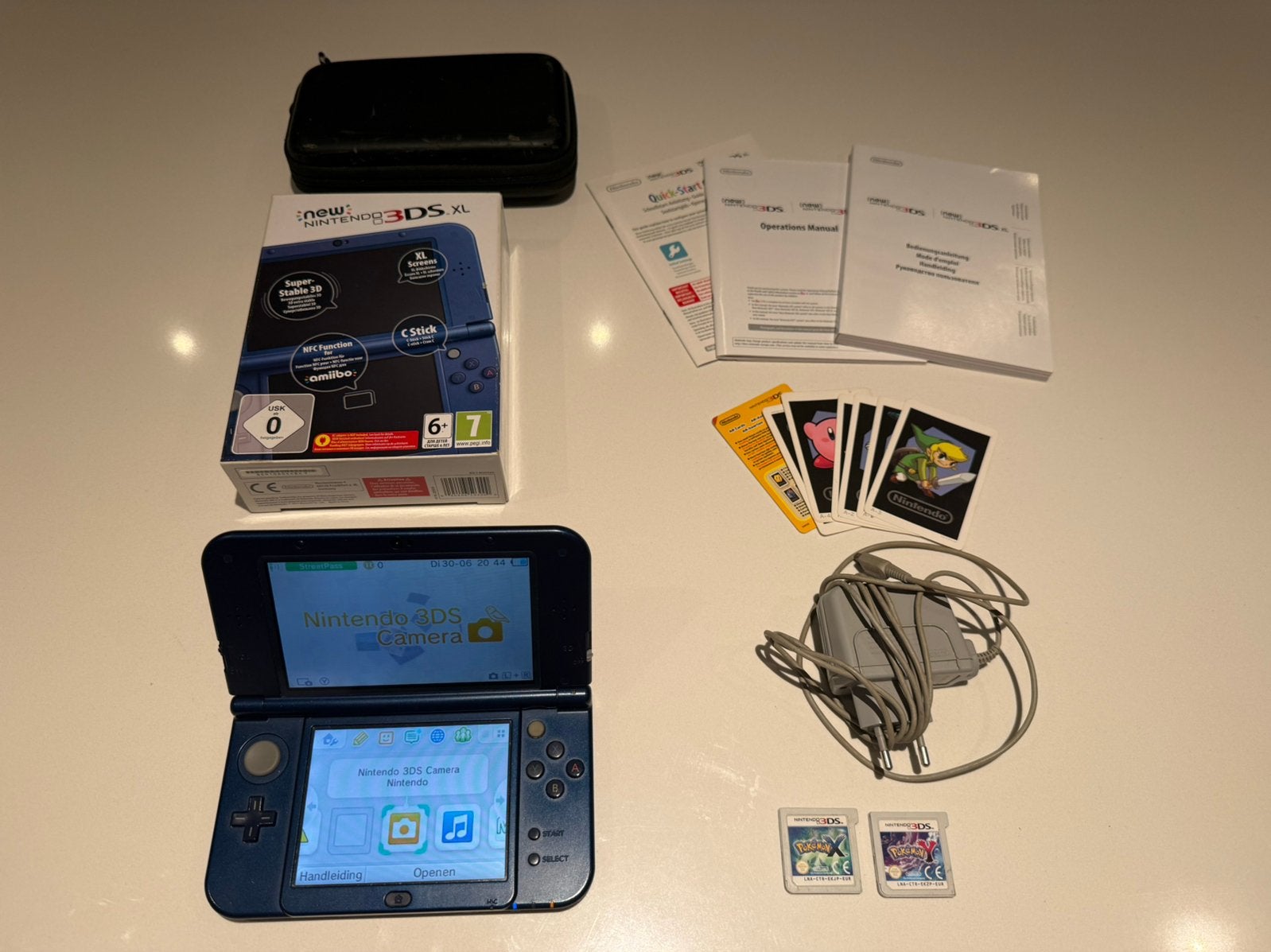 New Nintendo 3DS XL - compleet + Pokemon X & Y, Spelcomputers en Games, Spelcomputers | Nintendo 2DS en 3DS, Blauw, 3DS XL, Ophalen of Verzenden