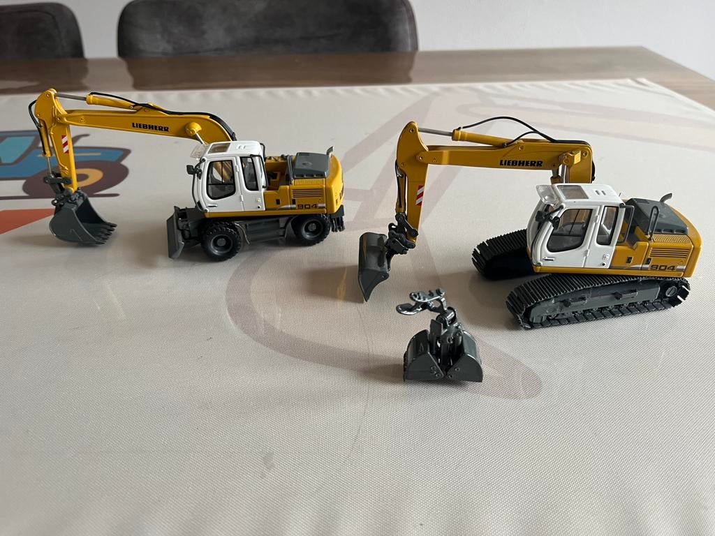 Liebherr 904 rups en mobiele kraan Norscot kantel/ knijper, Hobby en Vrije tijd, Modelauto's | 1:50, Ophalen of Verzenden, Zo goed als nieuw