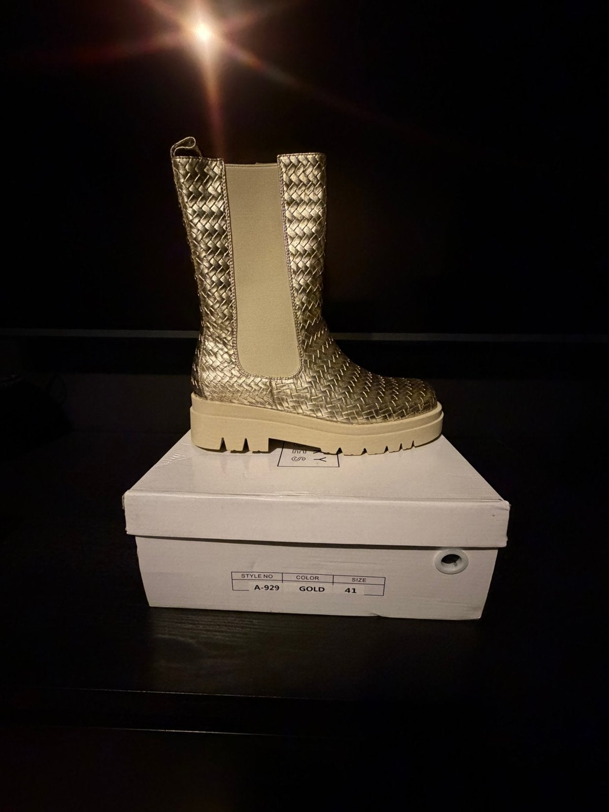 Nieuwe Gouden laarsjes, Ophalen, Nieuw, Overige kleuren