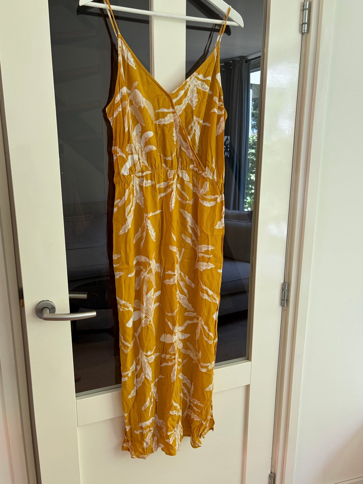 Kiomi Gele Maxi Jurk met Bladprint - Maat L, Kleding | Dames, Verzenden, Geel, Maat 42/44 (L), Zo goed als nieuw