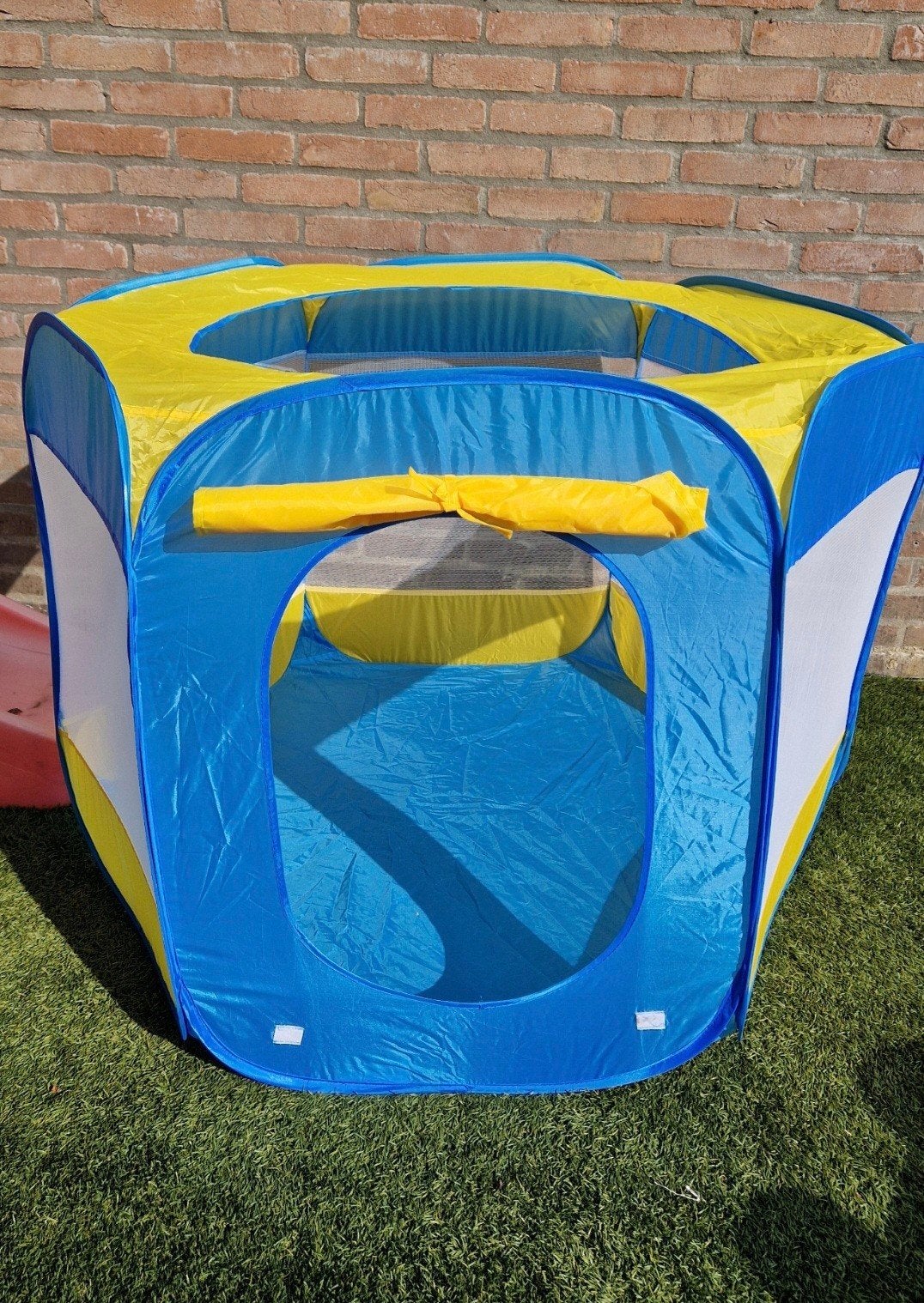 Leuke speeltent met ballenbak ballen, Ophalen, Gebruikt