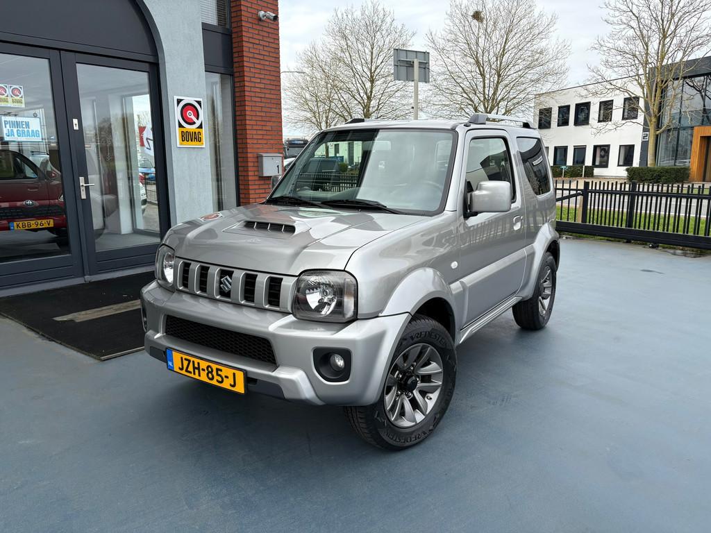 Suzuki JIMNY 1.3 Exclusive CARPLAY LMV LEDER, Stoelverwarming, Gebruikt, Euro 6, 4 stoelen
