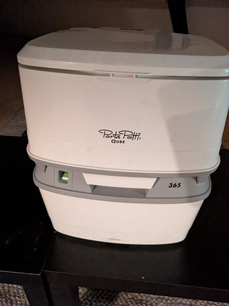 Thetford Porta Potti Qube, Ophalen, Zo goed als nieuw