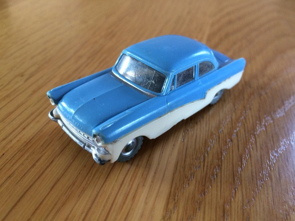 RUILEN: oude plastic Ford Taunus 17M miniatuur van SIKU, Ophalen of Verzenden, Nieuw, Auto