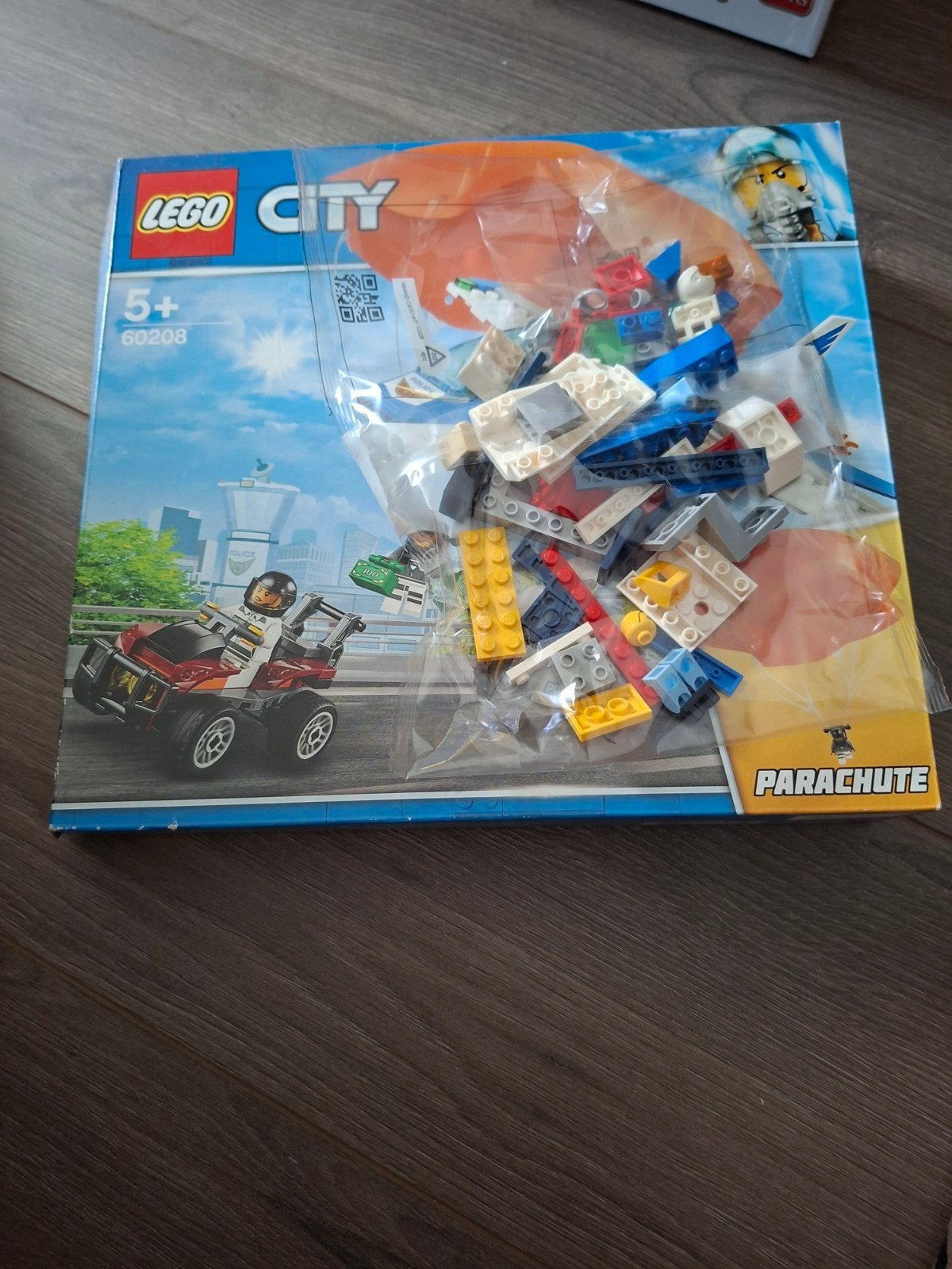 Lego City 60208 Parachute Arrest - Compleet, Ophalen of Verzenden, Zo goed als nieuw
