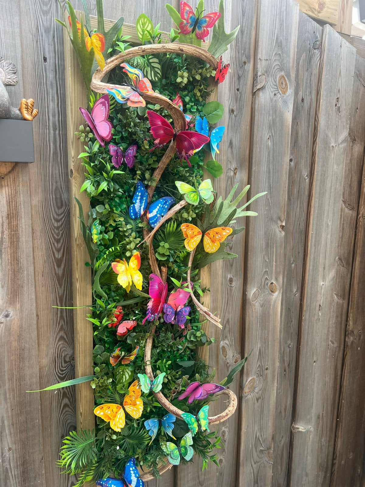 Decoratieve wandpaneel met vlinders en groen, Tuin en Terras, Tuinwanddecoratie, Ophalen of Verzenden, Nieuw