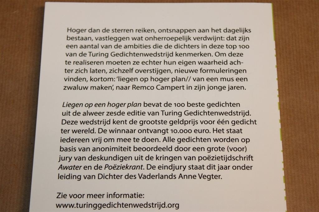 Liegen op een Hoger Plan — 100 Gedichten, Turing 2014, Ophalen of Verzenden, Zo goed als nieuw