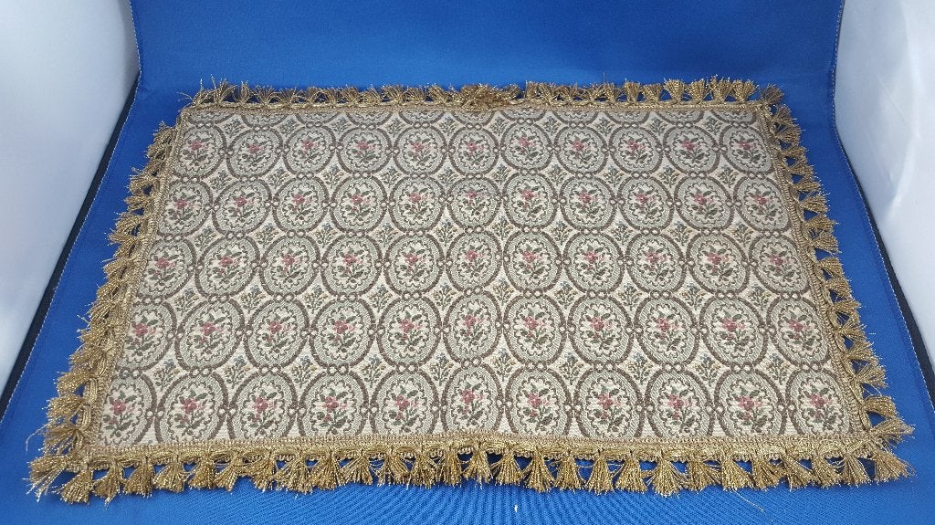 Brocante tafelkleed, tweezijdig, rood en bloemen. 5A5, Huis en Inrichting, Tweedehands verkoop, Tweedehands verkoop, Gebruikt