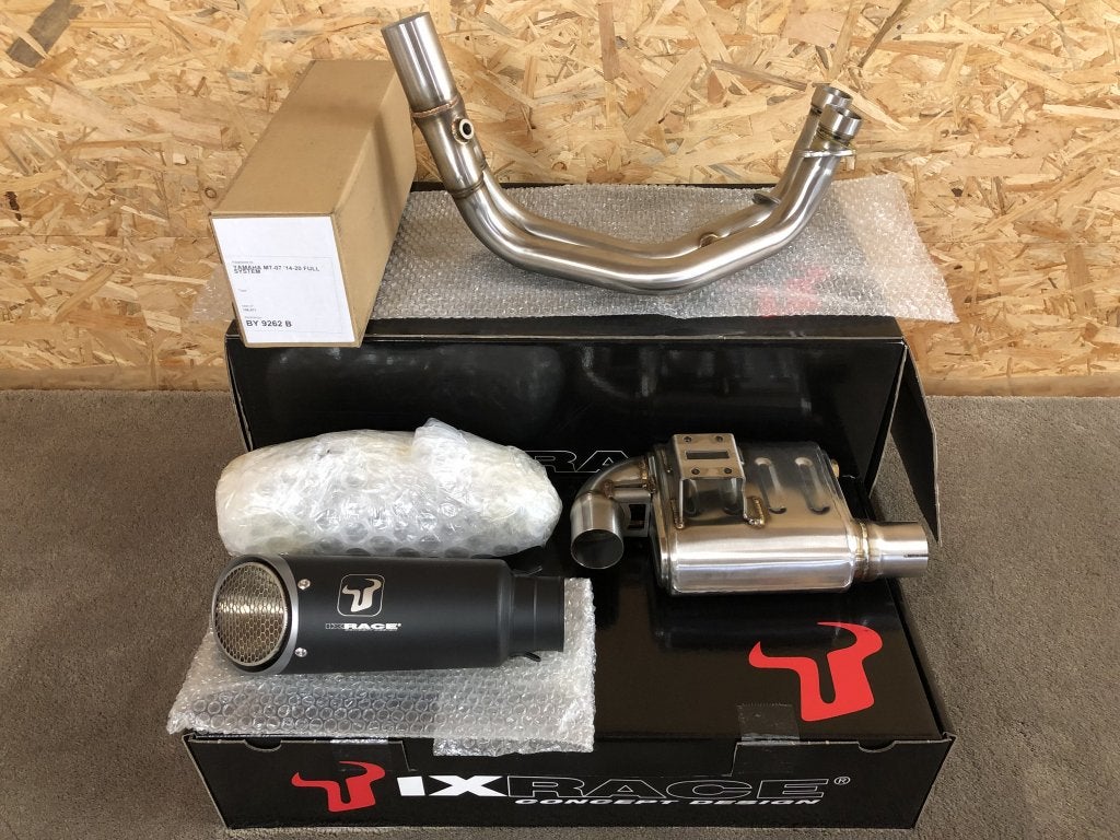 IXRACE MK1 Black uitlaatsysteem Yamaha MT-07 MT07 2014-2020, Verzenden, Nieuw, 4340 Chemin de Caillade, Cotignac, 83570, FR, Info@ixrace.net