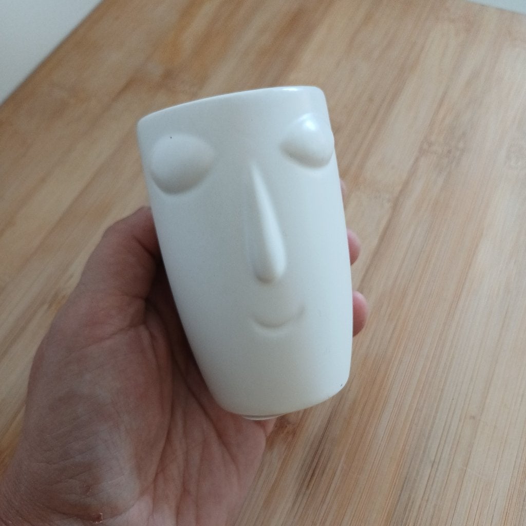 Witte keramische kandelaar met gezicht, 10 cm, Ophalen of Verzenden, Zo goed als nieuw, Wit