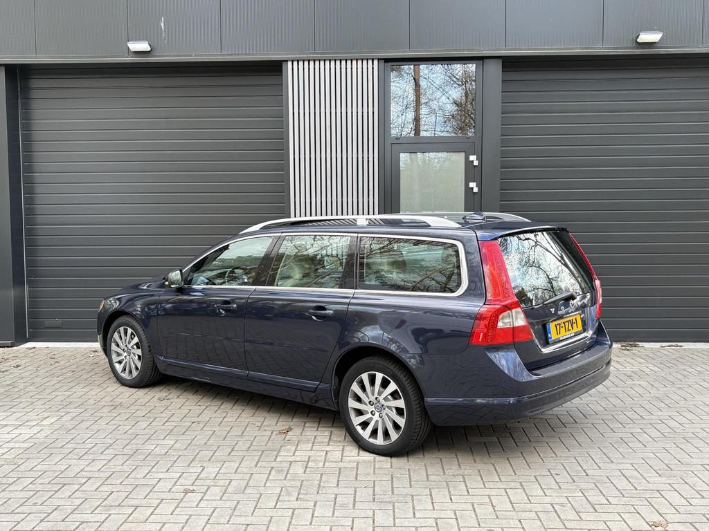 Volvo V70 1.6 T4 Summum, Voorwielaandrijving, Euro 5, 15 km/l, Gebruikt