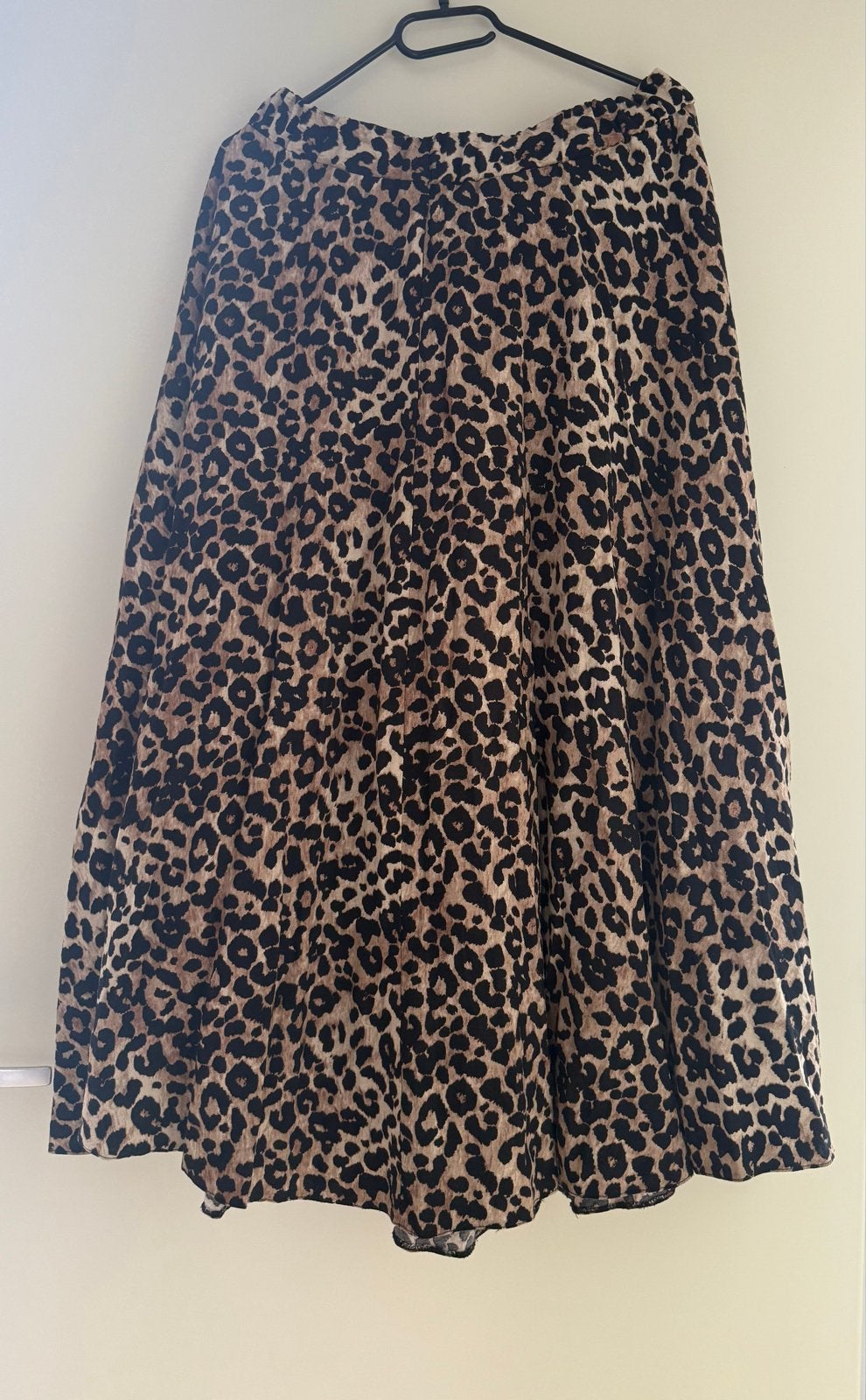 Leopard print midi rok, Kleding | Dames, Maat 38/40 (M), Bruin, Verzenden, Zo goed als nieuw