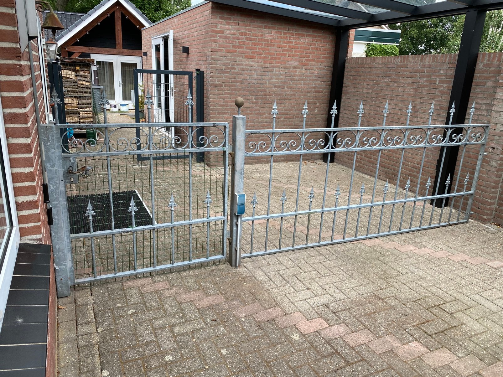 Mooi gegalvaniseerd hekwerk inclusief poort, Ophalen, Zo goed als nieuw, IJzer