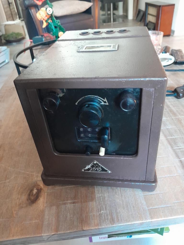 Philips radio 2515, Ophalen of Verzenden