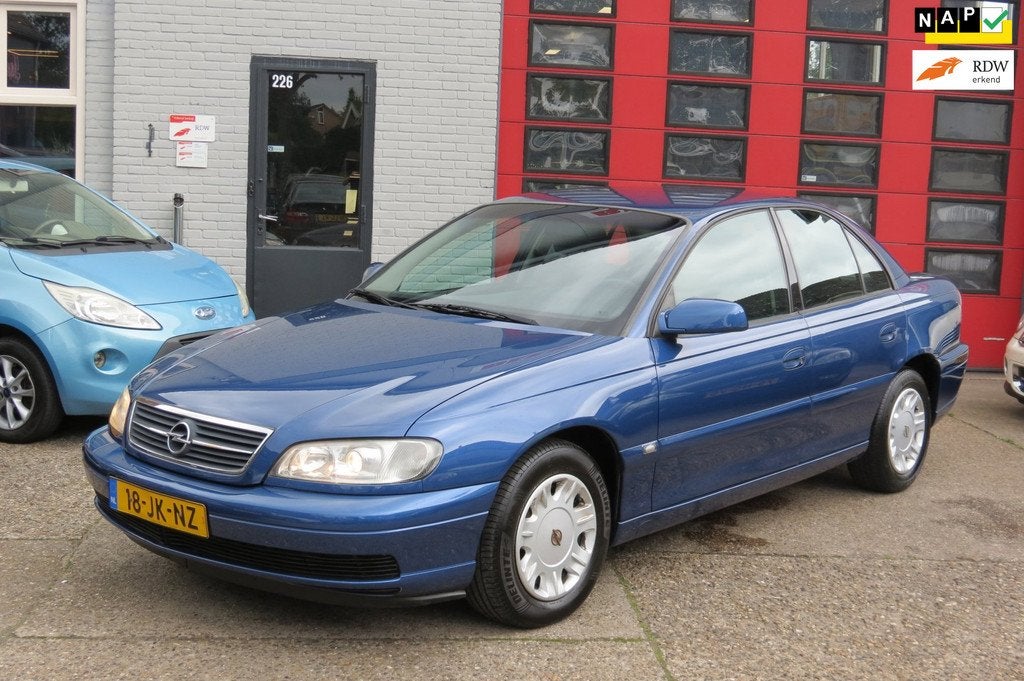 Opel Omega 2.2i-16V Business Automaat , 122.000 NAP, Auto's, Opel, Omega, Achterwielaandrijving, Gebruikt, 4 cilinders