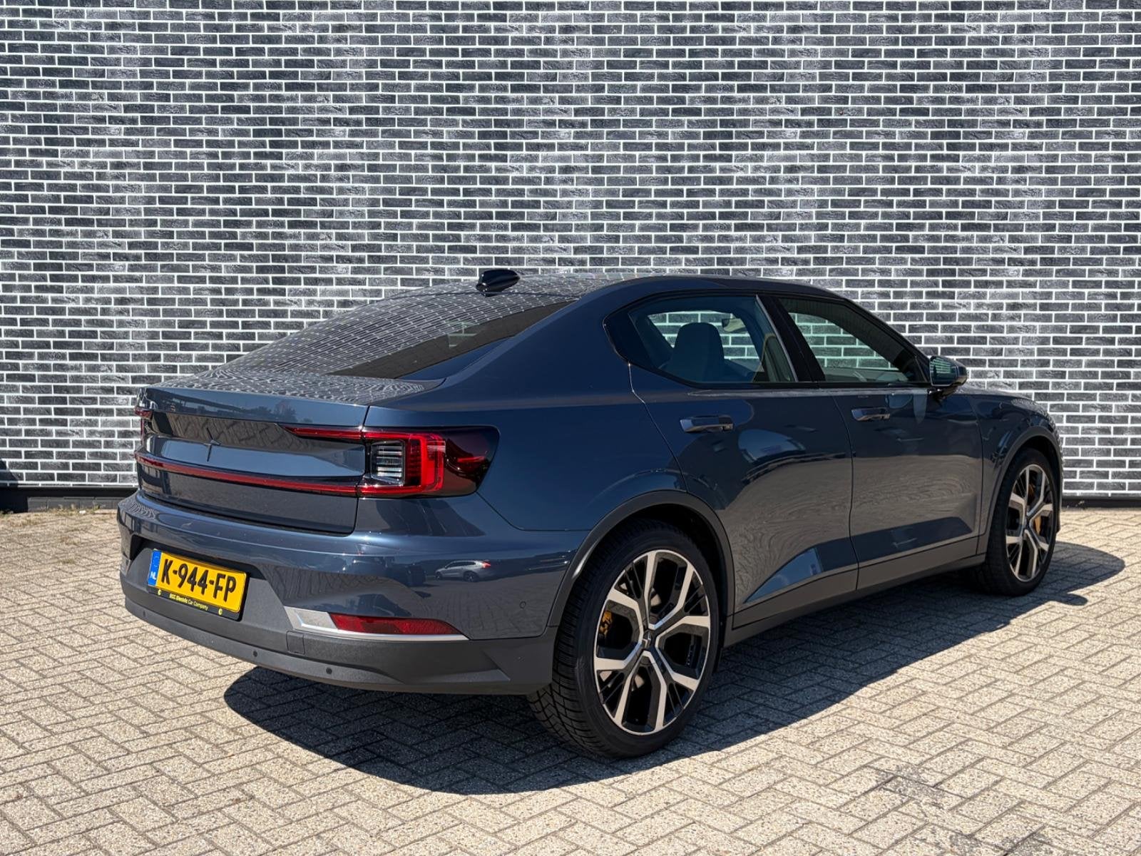 Polestar 2 Long Range Dual Motor Launch Edition 78kWh | Perf, Auto's, Polestar, Stof, Gebruikt, Blauw, Origineel Nederlands