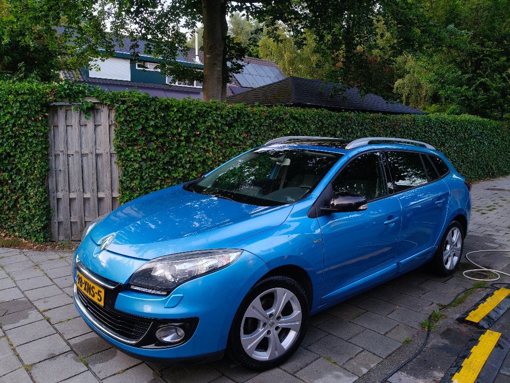 Renault Mégane 1.5 DCI 81KW Bose edition Estate 2012 Blauw, Voorwielaandrijving, Euro 5, Zwart, 4 cilinders
