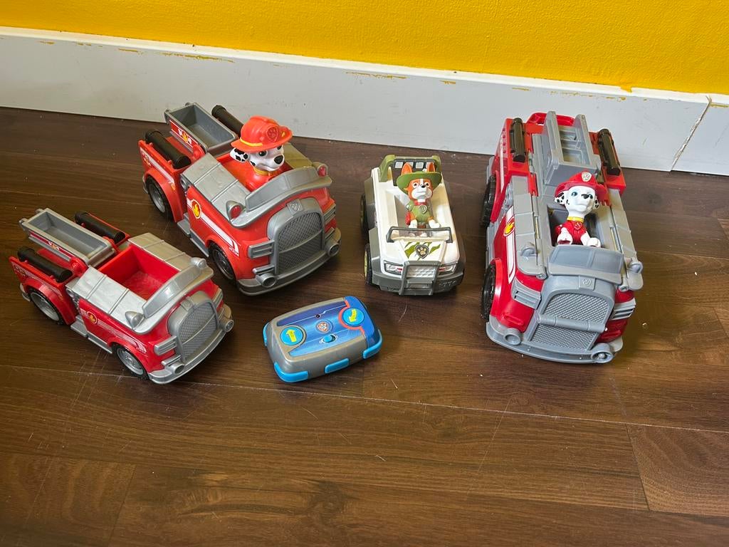 Paw Patrol set Marshall auto’s en tracker + boekje, Ophalen of Verzenden, Zo goed als nieuw, Afstandsbediening