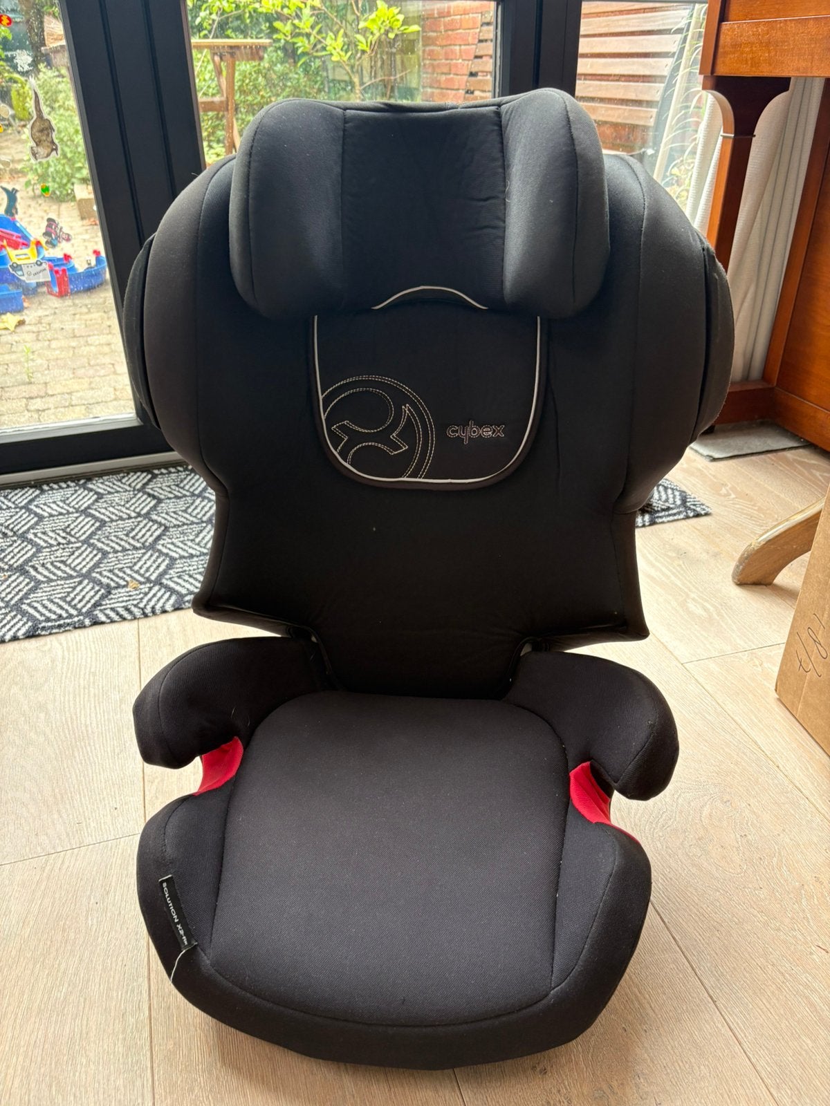 Cybex autostoel juno 2-fix 9-18kg, Kinderen en Baby's, Autostoeltjes, Ophalen, Zo goed als nieuw, Overige merken, Isofix