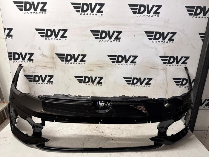 Voorbumper van een Volkswagen Golf (LY9T), Gebruikt, -, Volkswagen, -