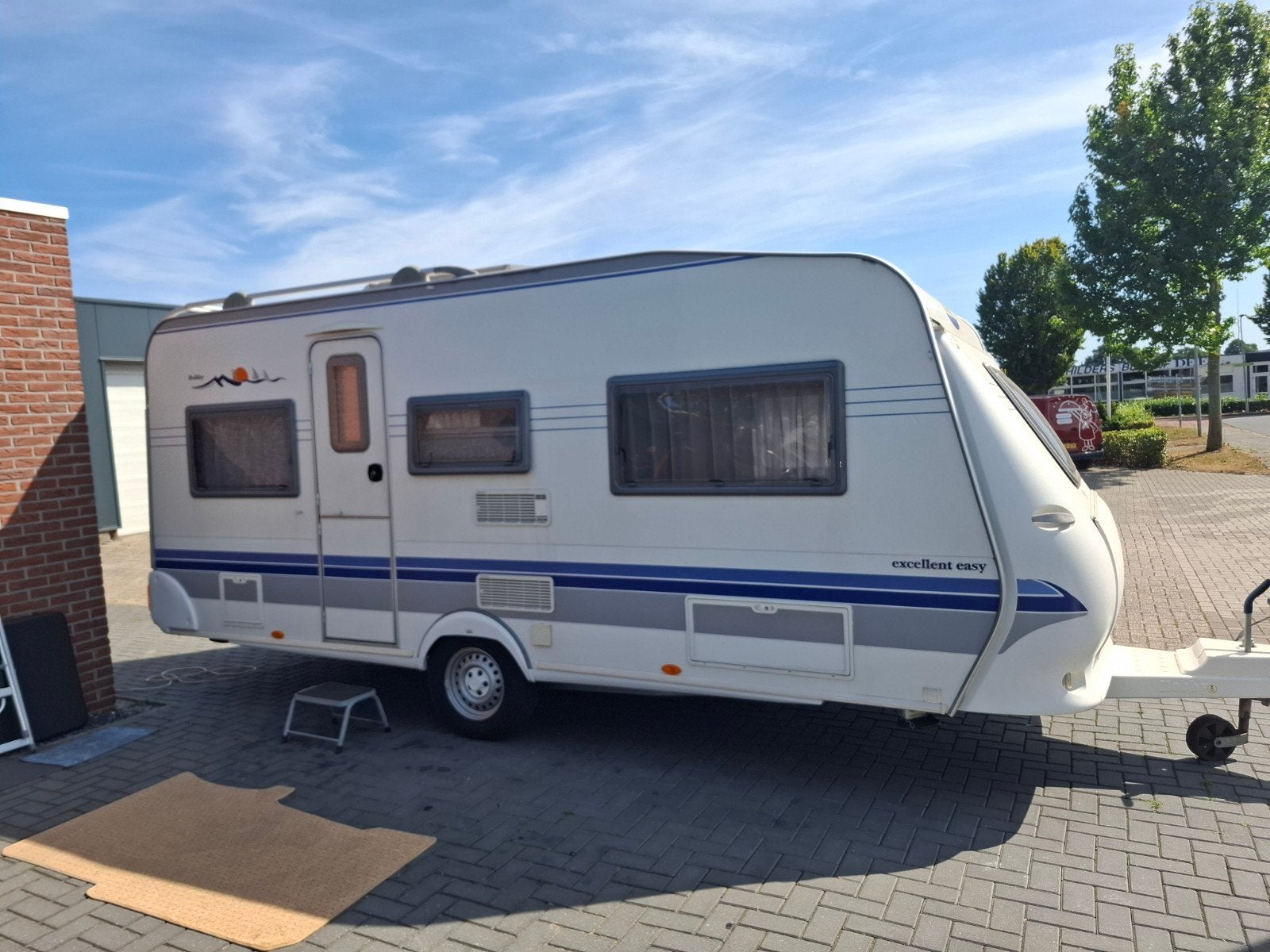 hobby 495 UL 2006  +voortent+luifel, Rondzit, Hobby, Schokbreker, Particulier