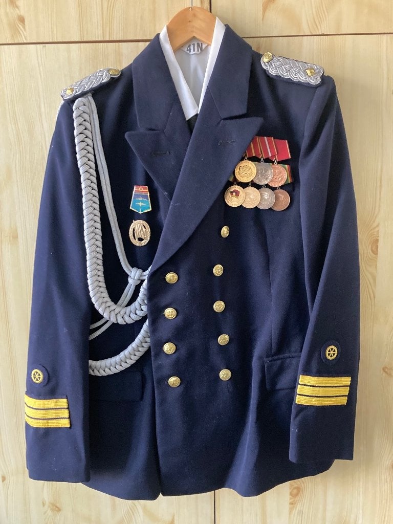 Uniform Korvettenkapitein Volksmarine DDR, Verzamelen, Militaria | Algemeen, Marine, Kleding of Schoenen, Duitsland, Verzenden
