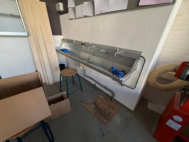 meerdere en lengtes RVS Wastafel met twee kranen., Ophalen, Gebruikt, Rvs, Wastafel