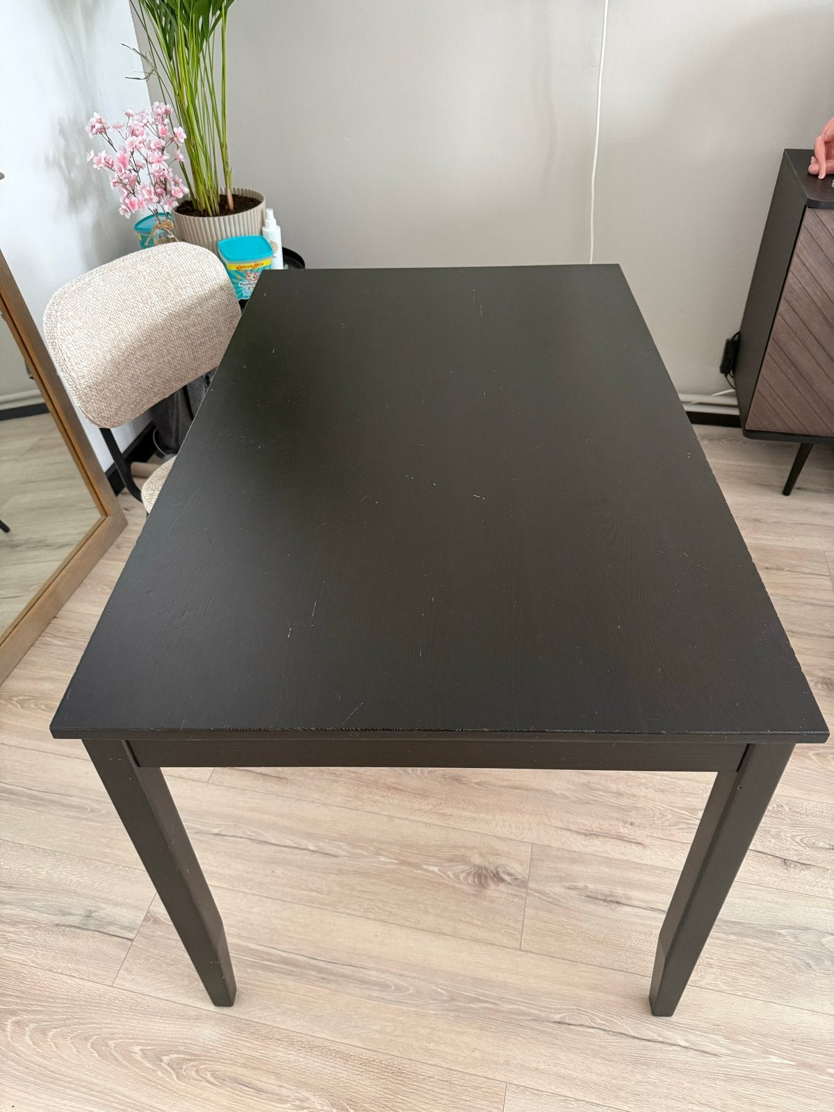 Gratis IKEA tafel zwart 118x74 cm - Gebruikt, Huis en Inrichting, Tafels | Eettafels, Ophalen, Gebruikt, 100 tot 150 cm, 50 tot 100 cm