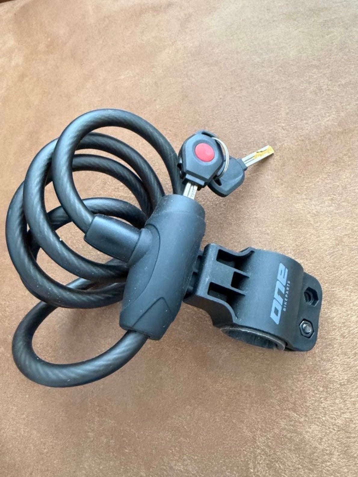 ONE Bike Parts Kabelslot met Sleutel en Houder, Fietsen en Brommers, Fietsaccessoires | Fietssloten, Ophalen, Nieuw, Kabelslot