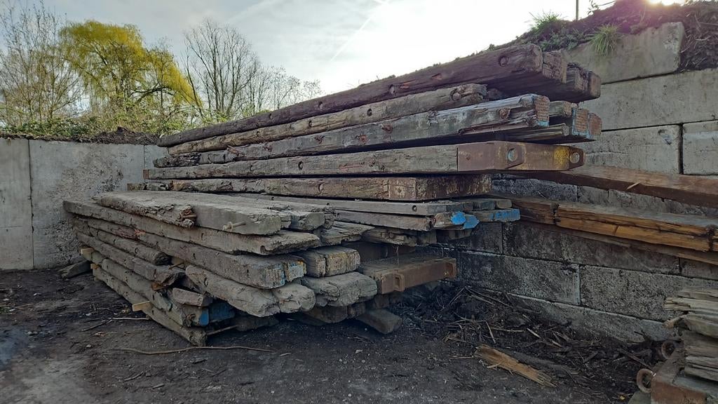 Draglineschotten gebruikt, Azobe en Basralocus, 6 en 8m, Doe-het-zelf en Verbouw, Hout en Planken, Gebruikt, Ophalen of Verzenden